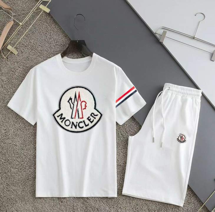 Picture of Moncler Shirt Pant Suits _SKUMonclerM-3XL12yn3523868